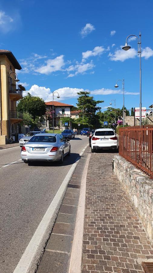 Apartamento Casa Laura Sartori Torri Del Benaco Exterior foto