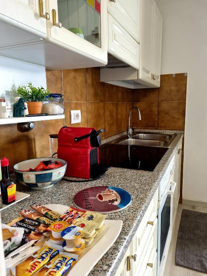 Apartamento Casa Laura Sartori Torri Del Benaco Exterior foto